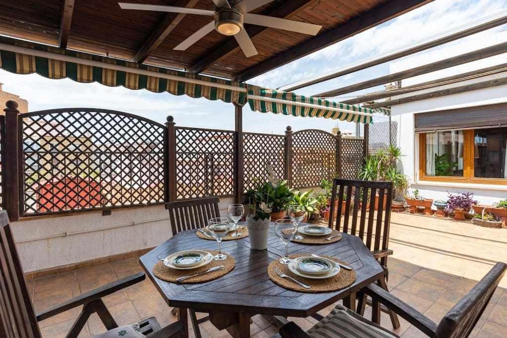 Gran Atico En El Soho De Malaga Para 7 Ngoại thất bức ảnh