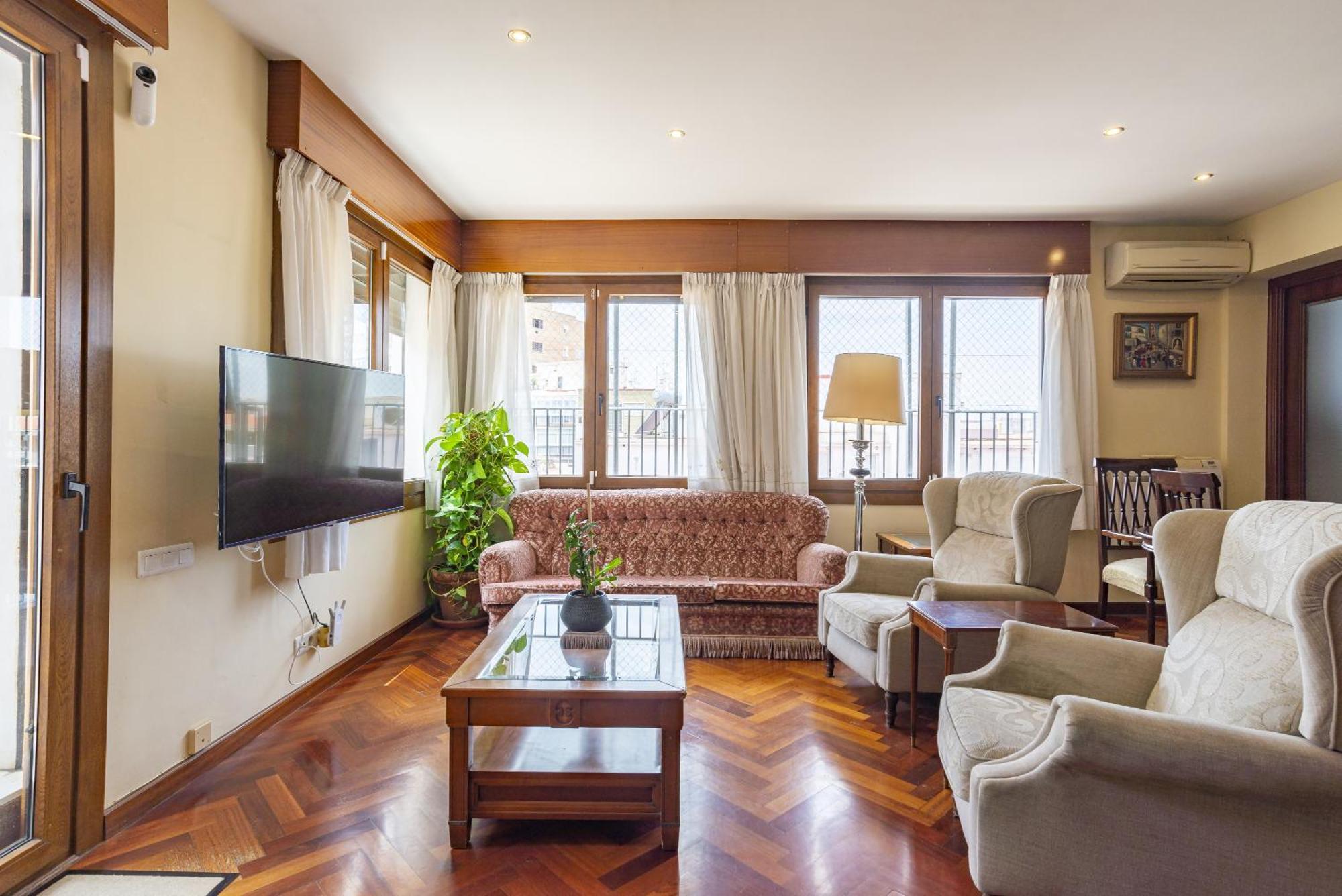 Gran Atico En El Soho De Malaga Para 7 Ngoại thất bức ảnh